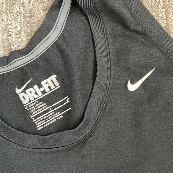 Nike Dri-Fit Tank - Picture 3 of 3
